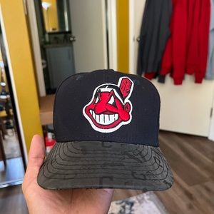 CLEVELAND INDIANS 59FIFTY REFLECTIVE STATE FITTED HAT
